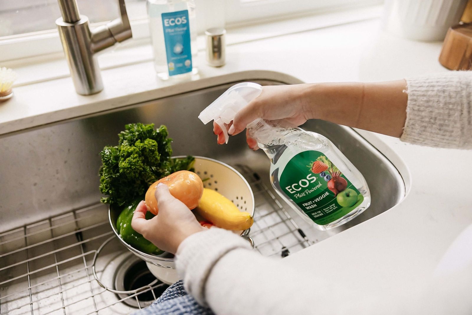 Cleaning Vegetables with Fruit and Veggie Wash