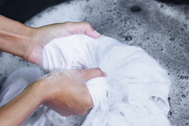 Cómo lavar la ropa blanca y que recupere su esplendor - Foto 1