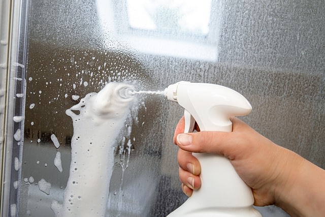 Cómo limpiar un baño: 5 consejos ecológicos